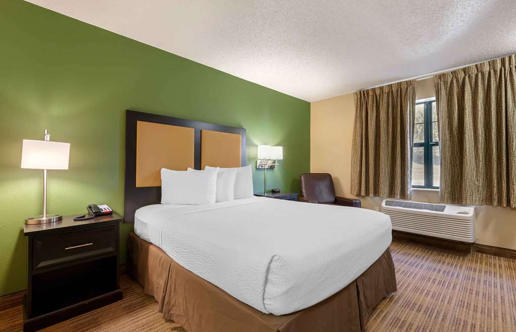 Extended Stay America Suites Rockford I90 - photo 25