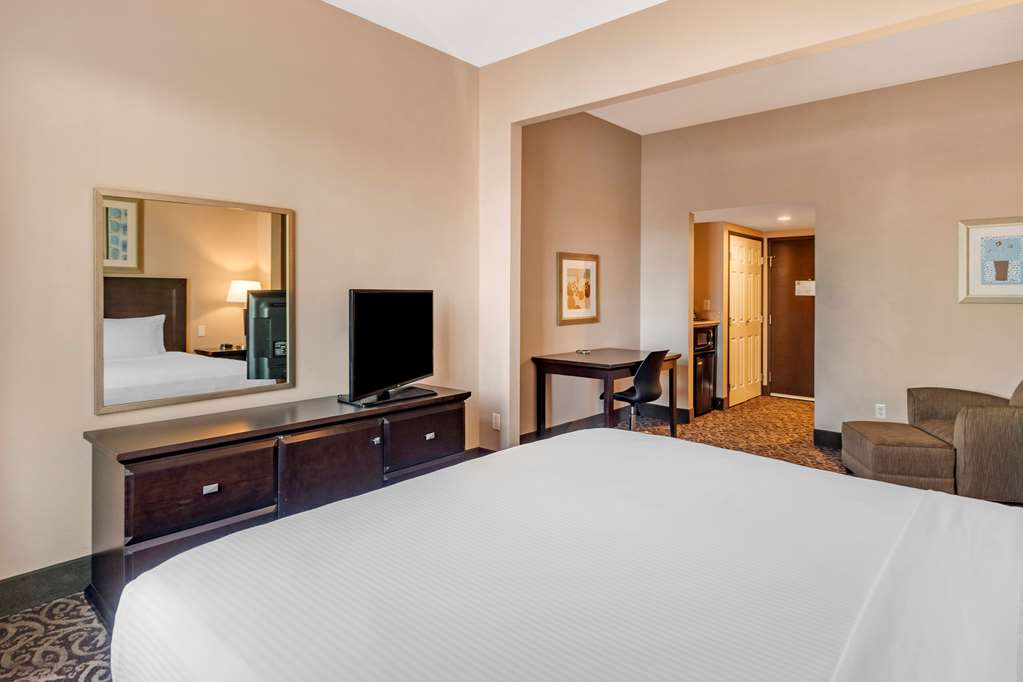 Best Western Plus Las Vegas South Henderson - photo 8