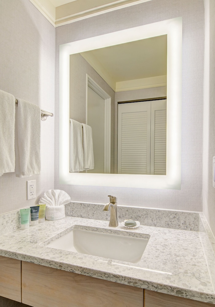 Hallmark Resort Newport - photo 60