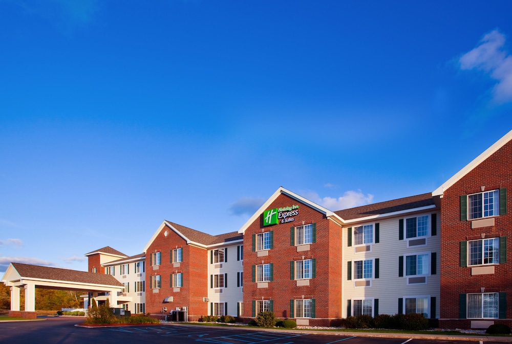 Holiday Inn Express Hotel & Suites Acme Traverse City by IHG in Williamsburg, United States