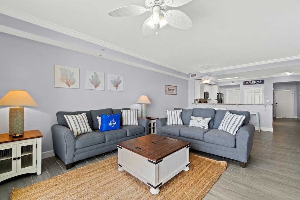Tidewater Beach Luxury Penthouse With Resort Amenities and a View - photo 12