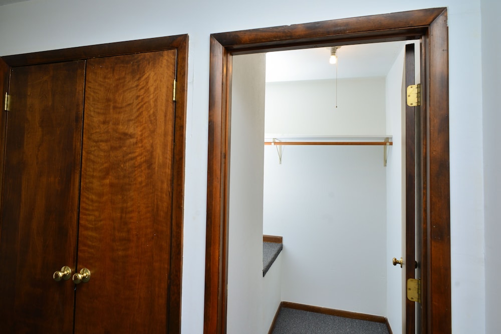 Magnuson Hotel Extended Stay Canton Ohio - photo 21