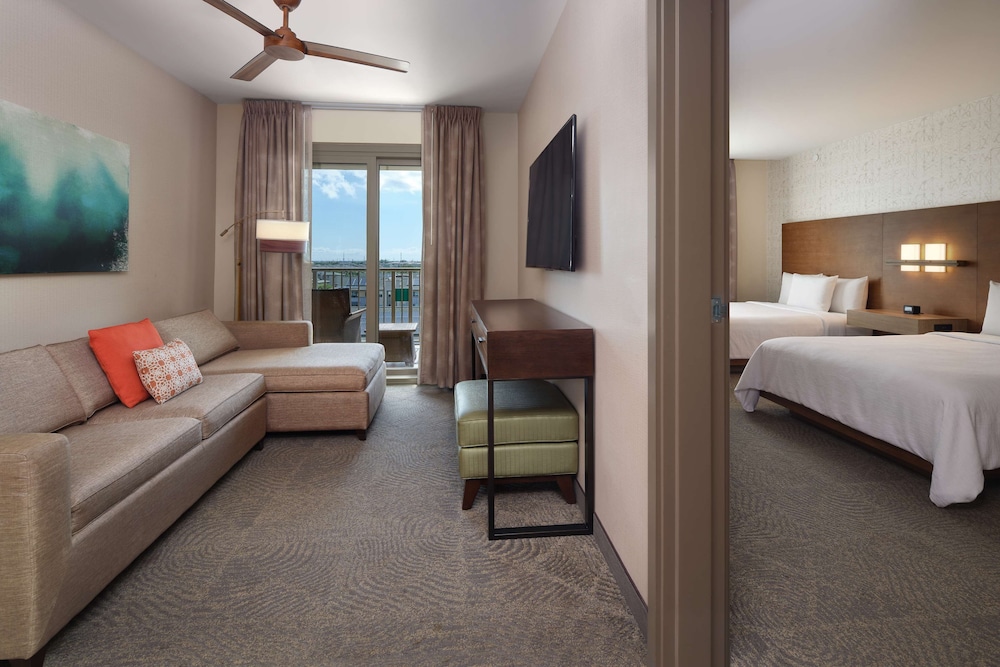 Embassy Suites By Hilton Oahu Kapolei - photo 18