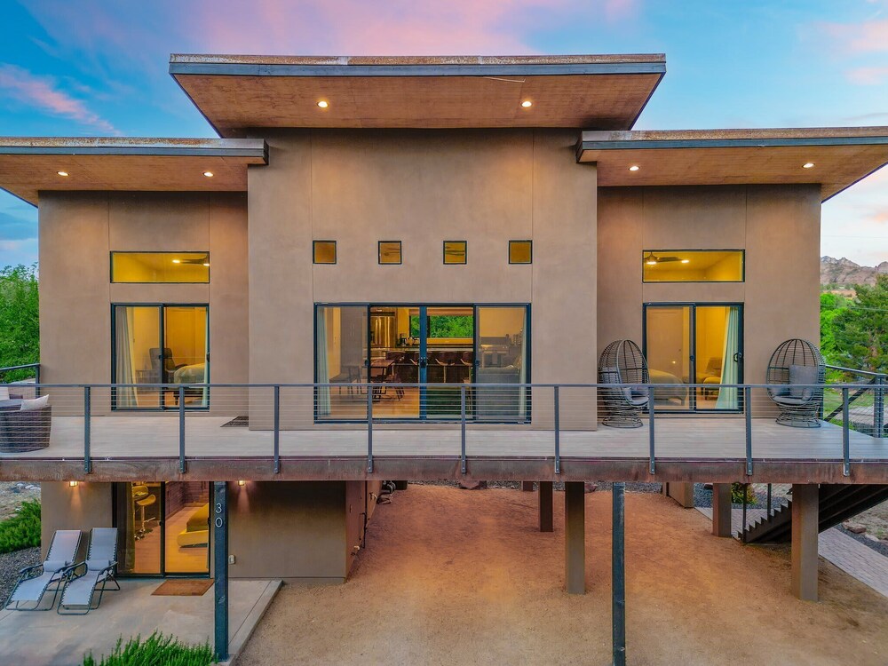 NEW Cimaron Butte View Condo — 4-Star Luxury Hotel in Sedona, United States