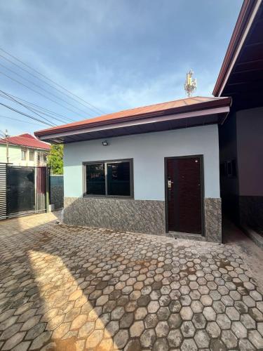 The Hideaway - carbon neutral hotel in Accra