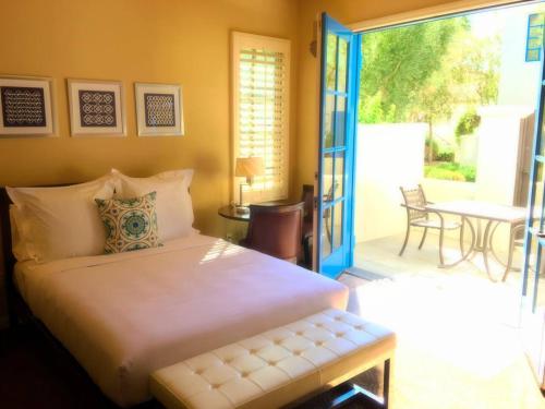 Legacy Villas 2Br PERFECT Spot with Hotel Luxuries — 4-Star Luxury Hotel in La Quinta, United States