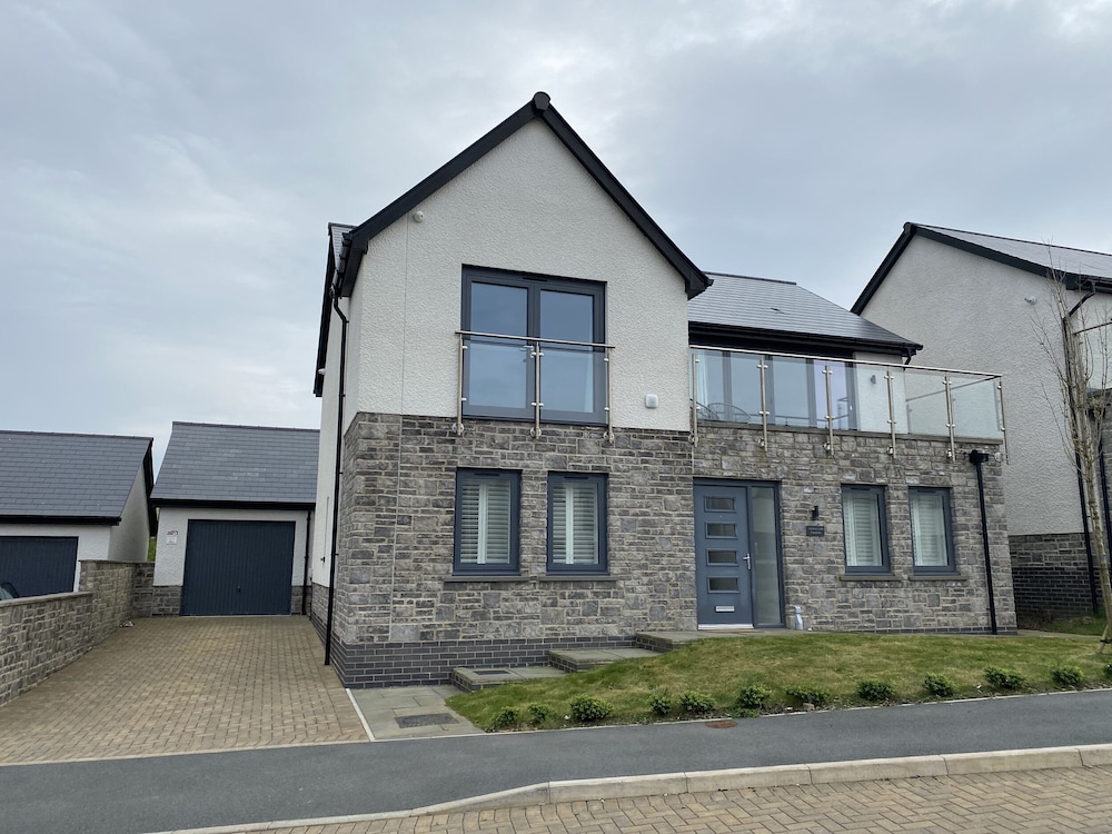 Galwad y Mor — 4-Star Luxury Hotel in Haverfordwest, United Kingdom