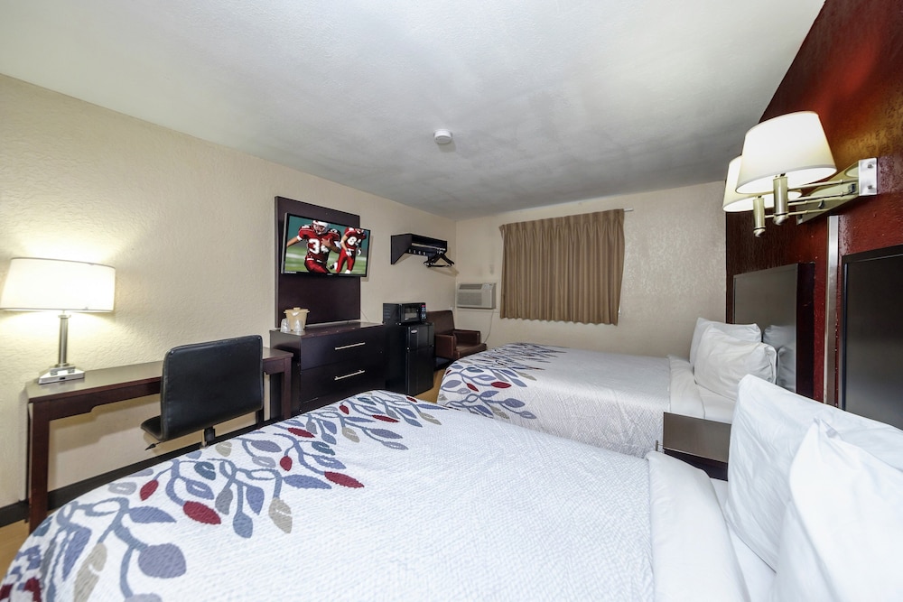 Red Roof Inn Jacksonville Cruise Port - photo 6