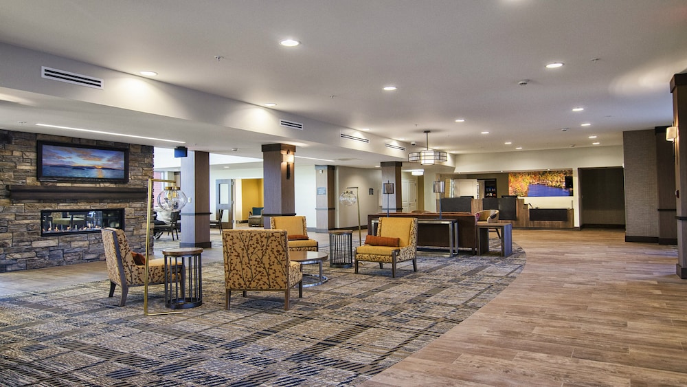 Staybridge Suites Marquette by IHG - photo 41