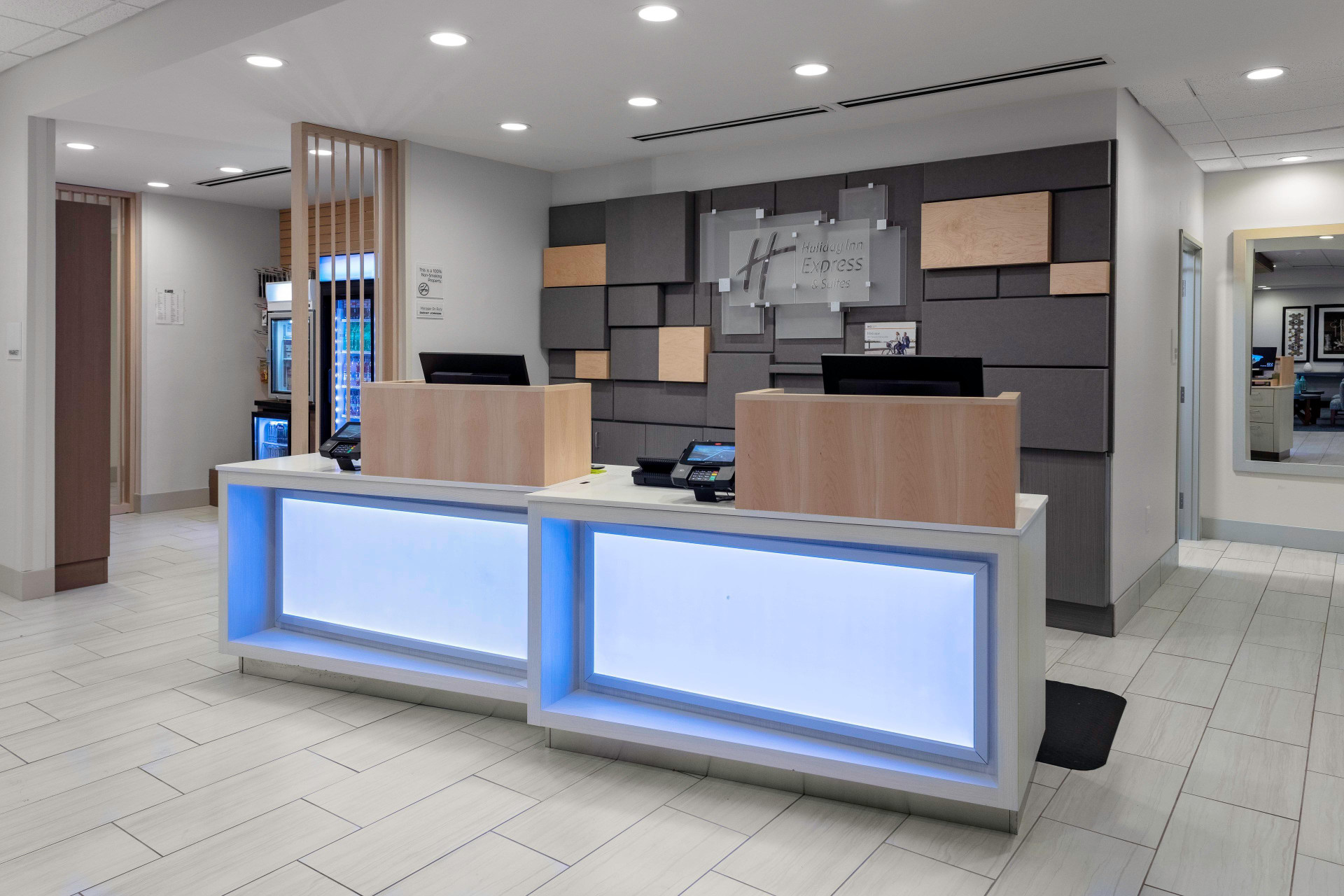 Holiday Inn Express & Suites Wilmington West Medical Park by IHG - photo 14