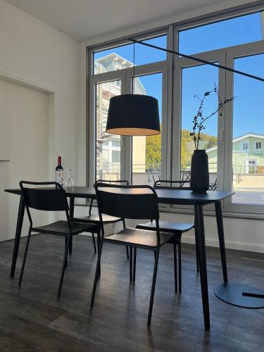 Apartmenthaus Sassnitz Zum Stadthafen Apartment 1 — 4-Star Luxury Hotel in Sassnitz, Germany