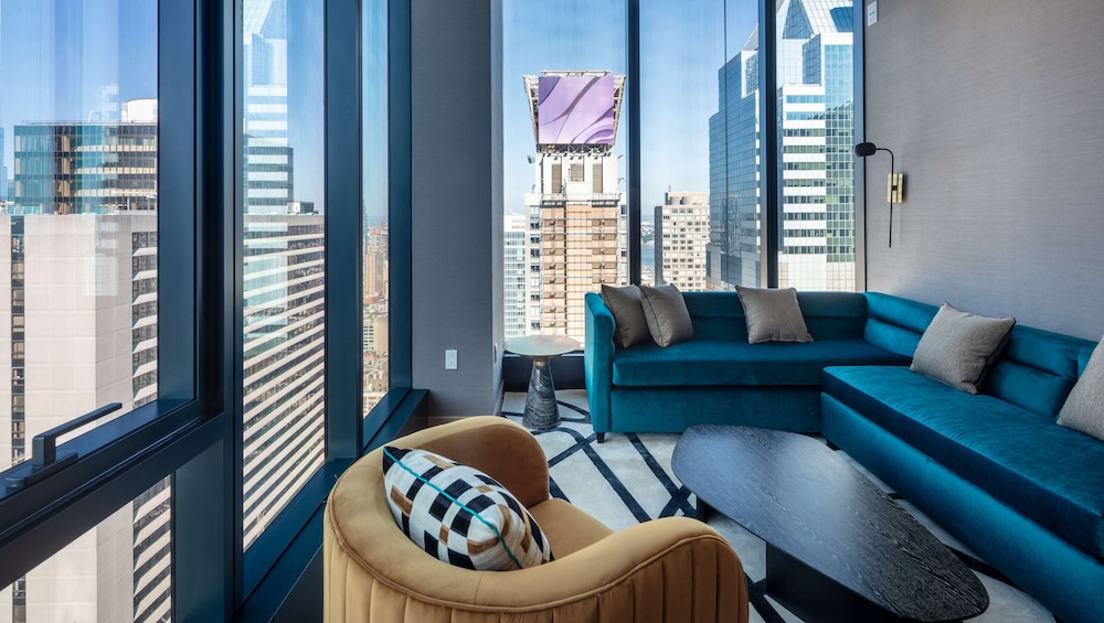 Tempo by Hilton New York Times Square - photo 81