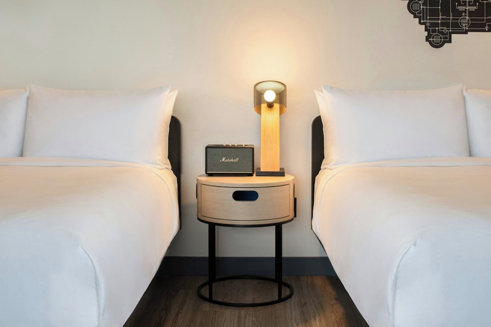 Aloft Sacramento Airport Natomas - photo 21