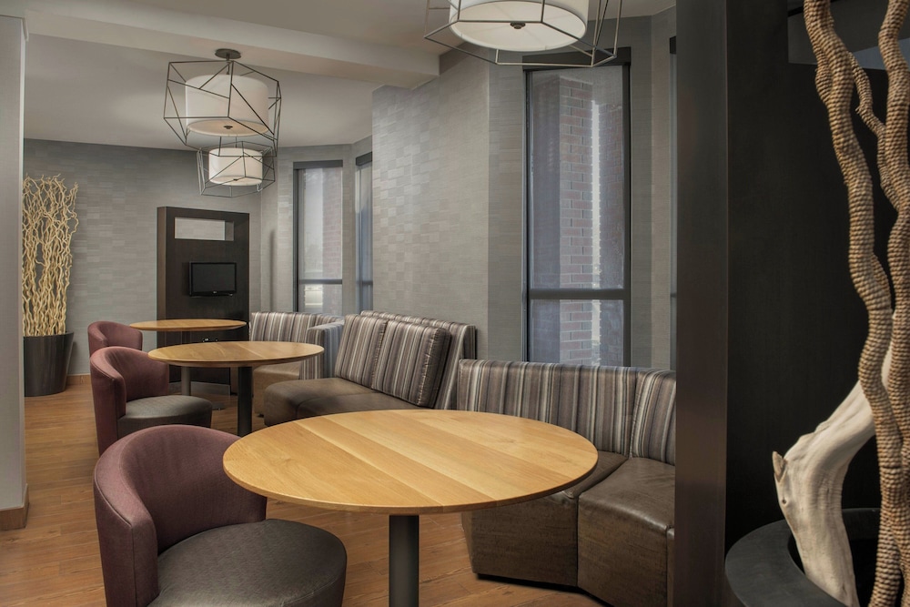 Courtyard by Marriott Dayton Beavercreek - photo 4
