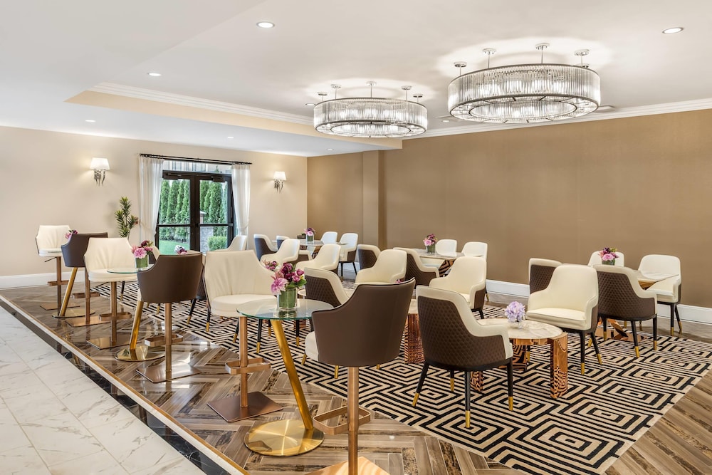 Clarion Inn - carbon neutral hotel in Milltown