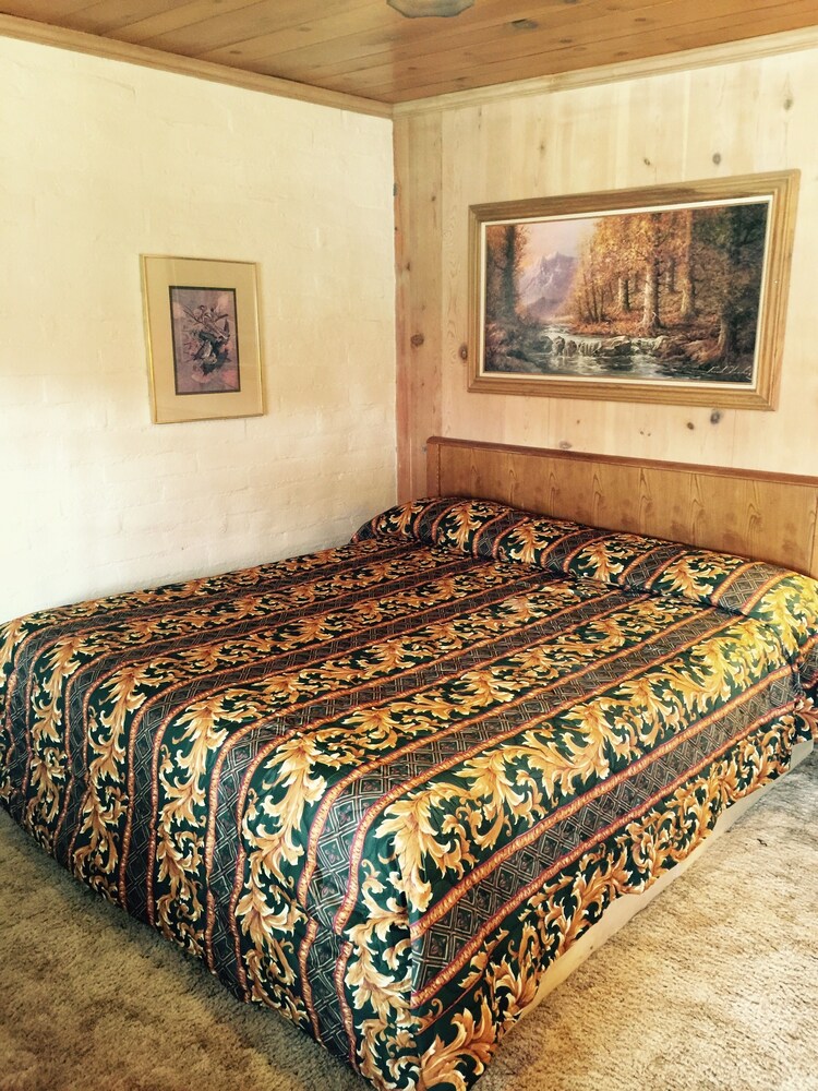 Lovelock Inn - photo 9