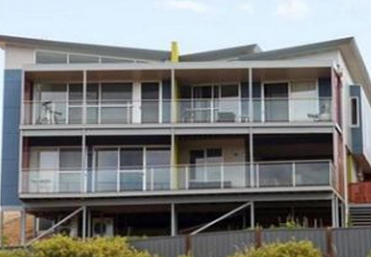 Narooma Waters Retreat — Murray Bridge