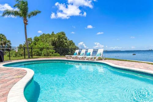 Florida Villa — 4-Star Luxury Hotel in Palm Harbor, United States