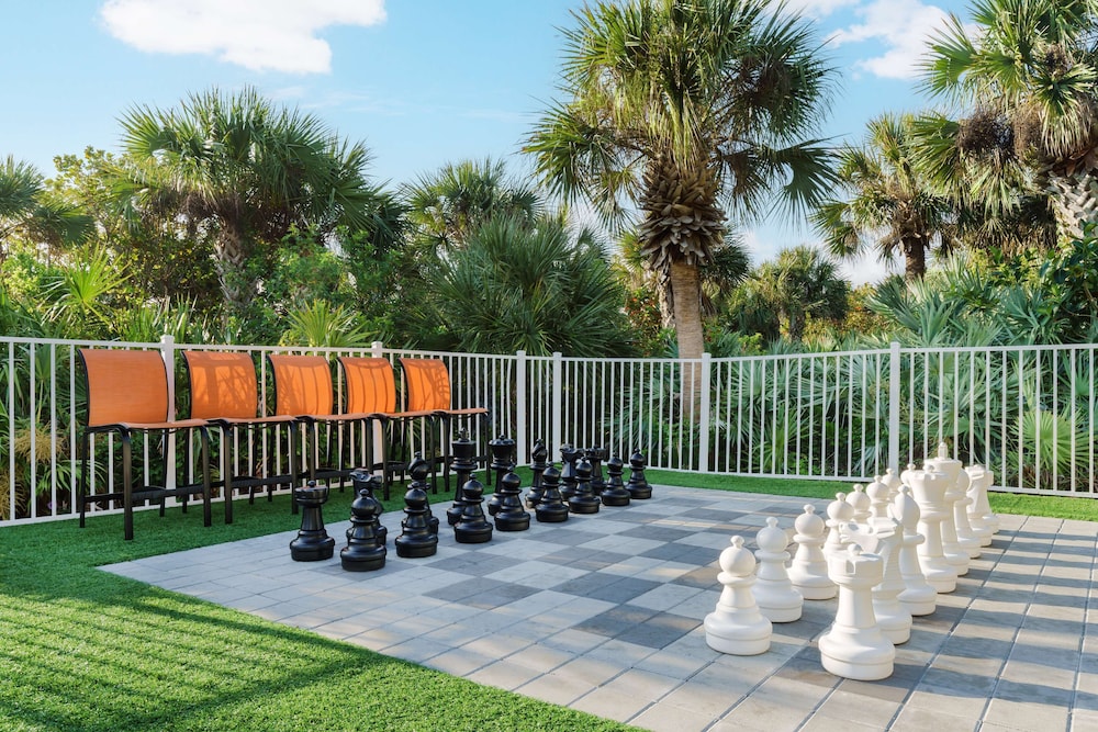 Hilton Garden Inn Cocoa Beach Oceanfront - photo 28