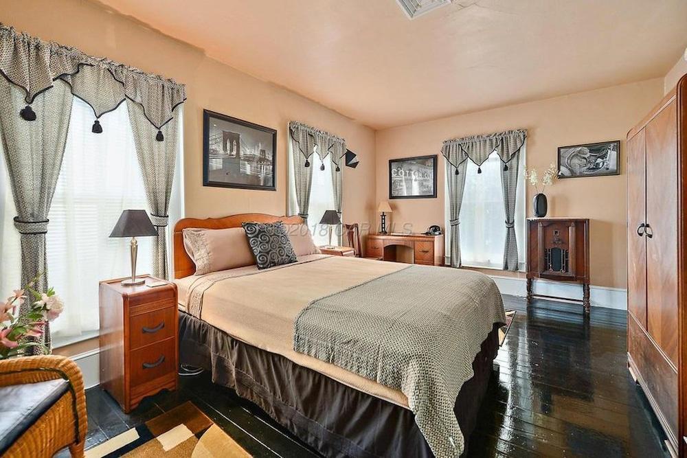 Princess Anne Book Lovers Inn - photo 8