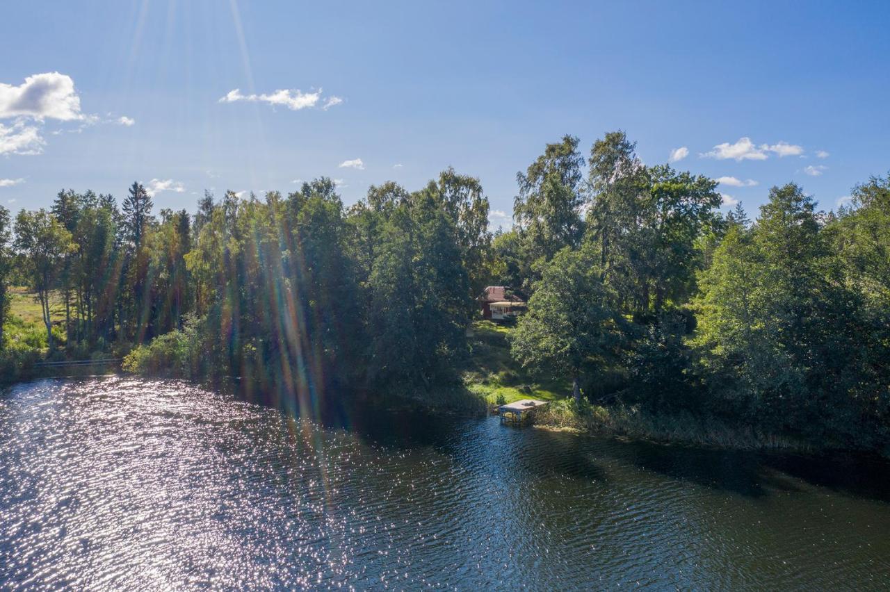 Drömtorp med egen brygga — hotel in Oesthammar