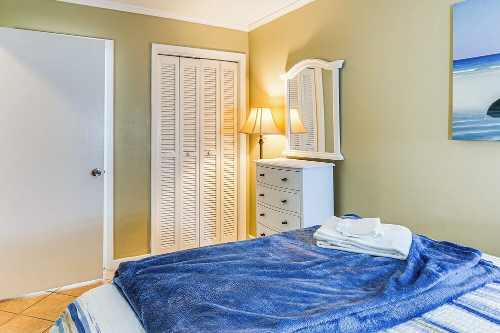 Walk to Beach: Resort Perks at Hilton Head Condo - photo 15