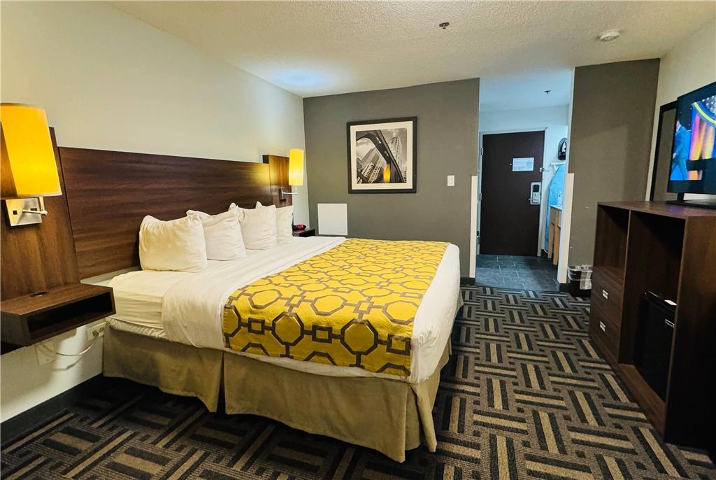 Baymont by Wyndham Chicago Calumet City - photo 24