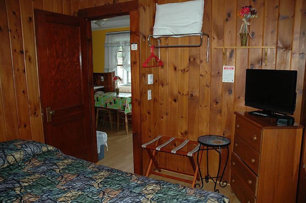 Channel Watefront Cottages - photo 16