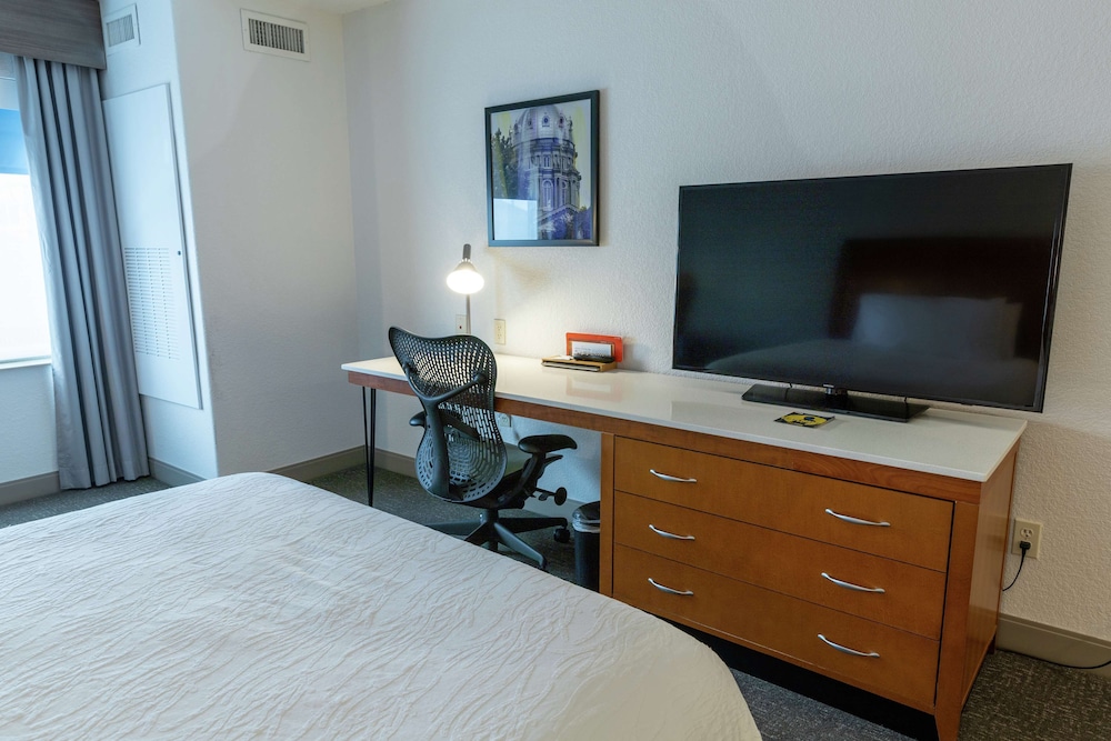 Hilton Garden Inn Des Moines West - photo 22
