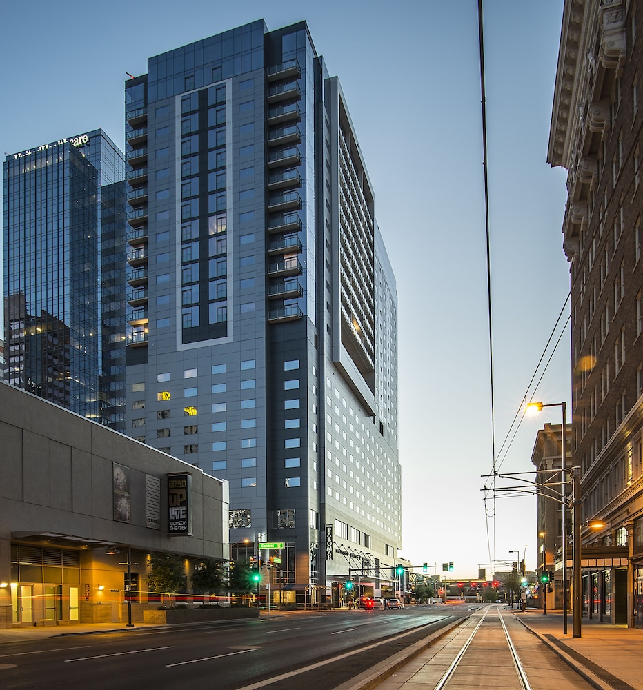 Kimpton Hotel Palomar Phoenix Cityscape by IHG - photo 157