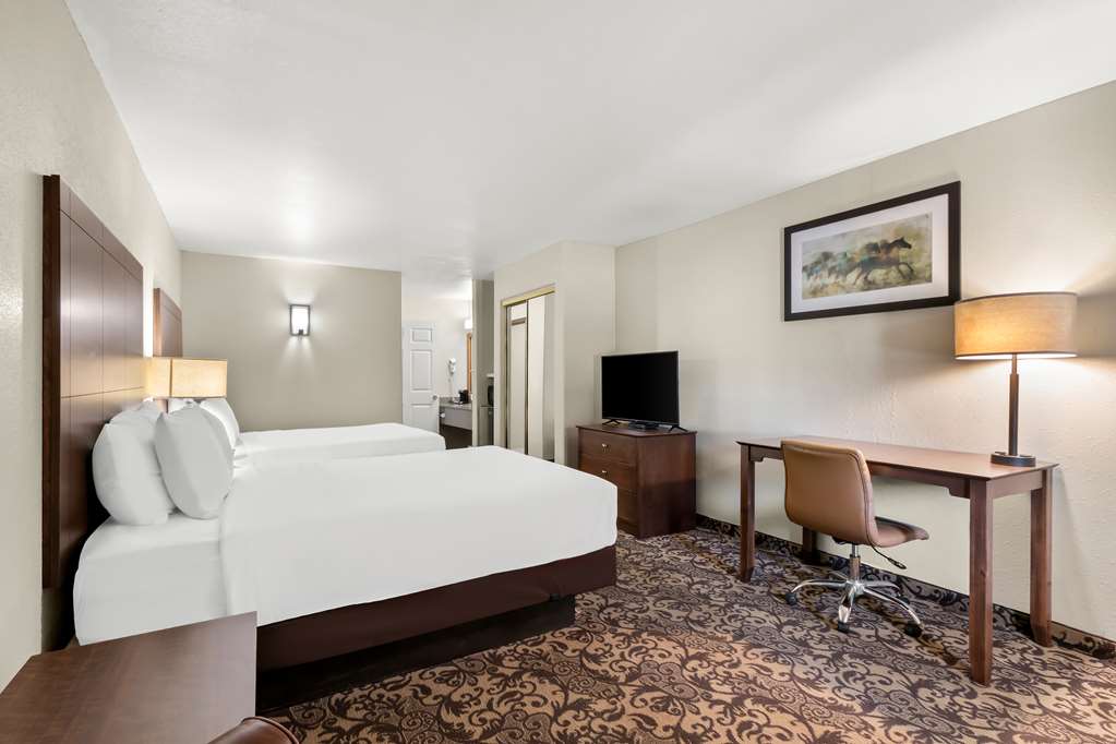 Best Western George West Executive Inn - photo 12