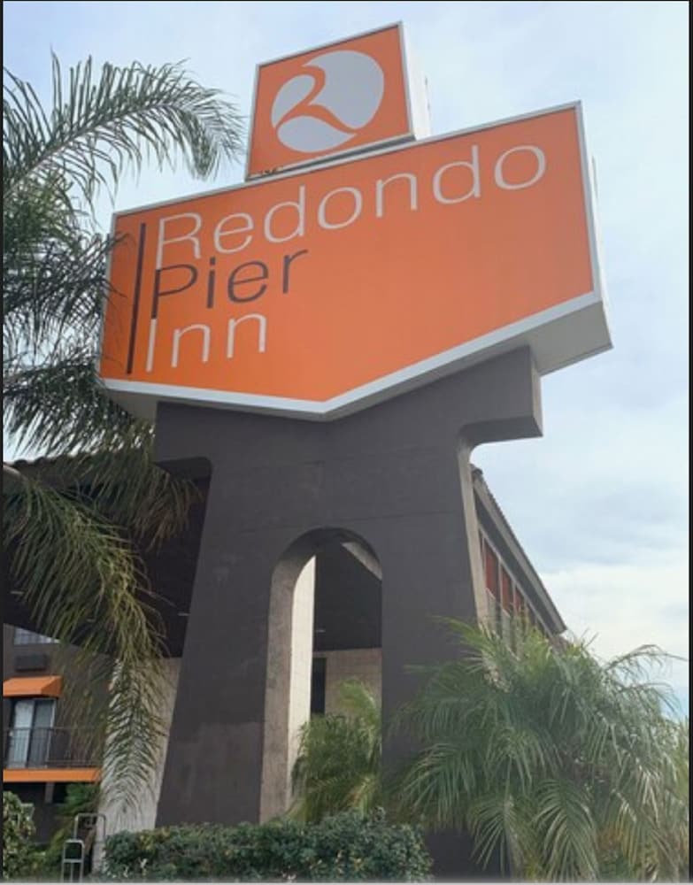 Redondo Pier Inn - photo 33