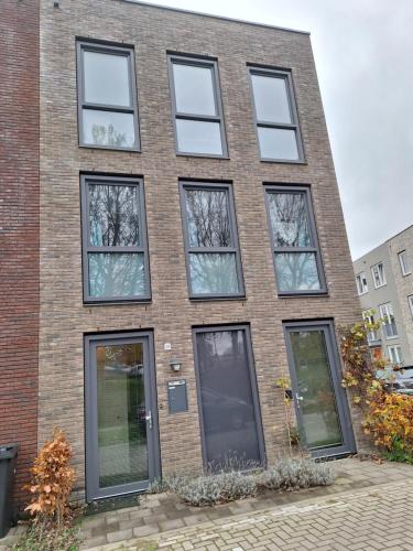 Dubbelink 3A - carbon neutral hotel in Amsterdam