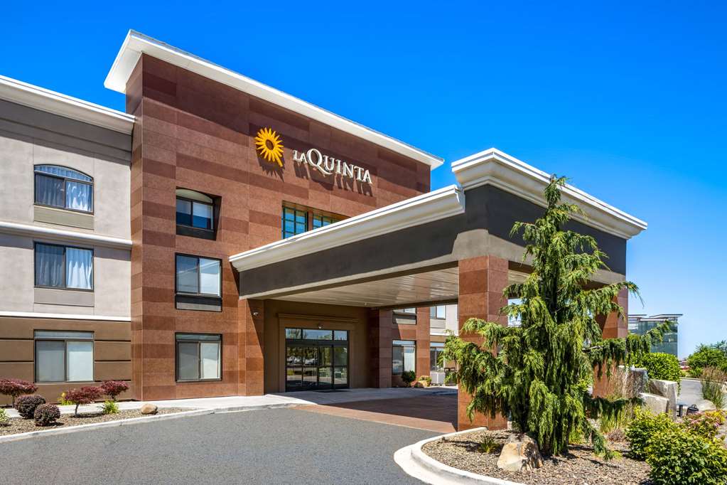 La Quinta Inn & Suites by Wyndham Kennewick - photo 3