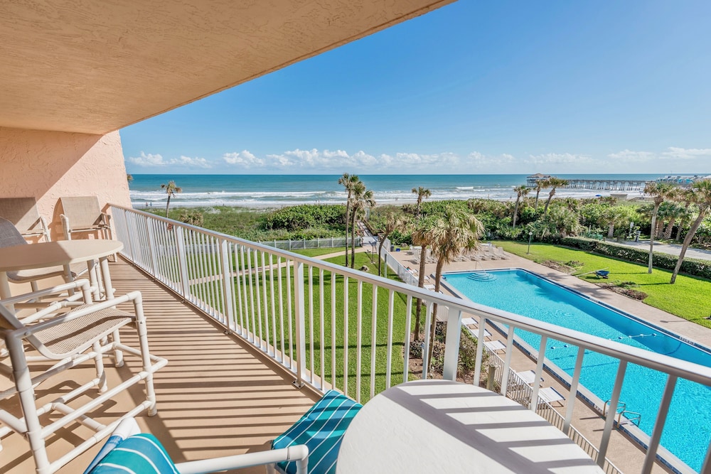 Cocoa Beach Towers by Happy Palm Stays - photo 43