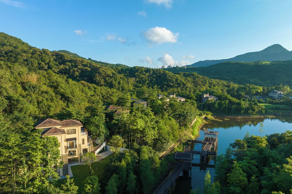 Miyue Shenzhen Tianlu Secret Wild Wizard Holiday Hotel in Shenzhen, People's Republic of China