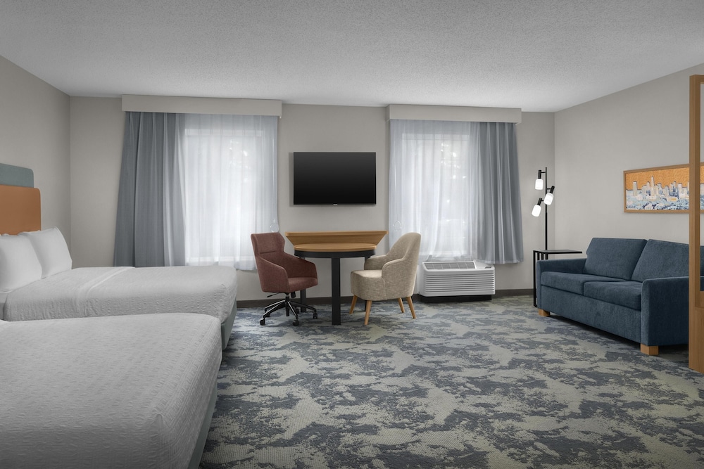 Hampton Inn & Suites Huntersville - photo 9