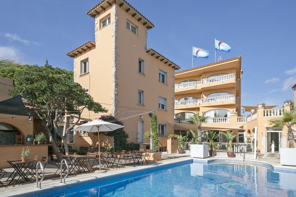 Van Der Valk Hotel Barcarola in Sant Feliu De Guixols, Spain