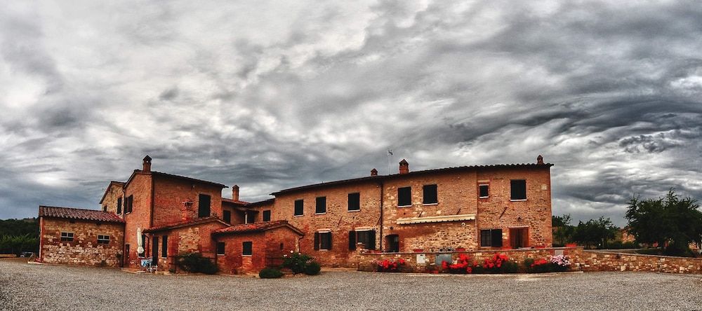 L'Antico Ritrovo — hotel in Asciano