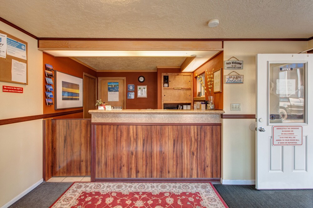 Surfside Resort - photo 3