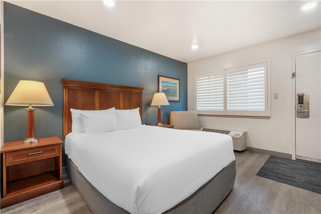 Best Western Plus Clocktower Inn - photo 21