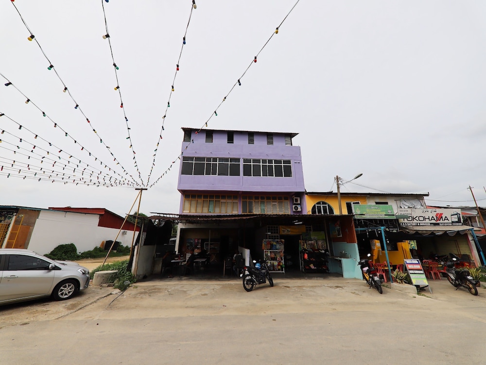 Hotel O MY Gunung Budget Hotel in Kota Bharu, Malaysia