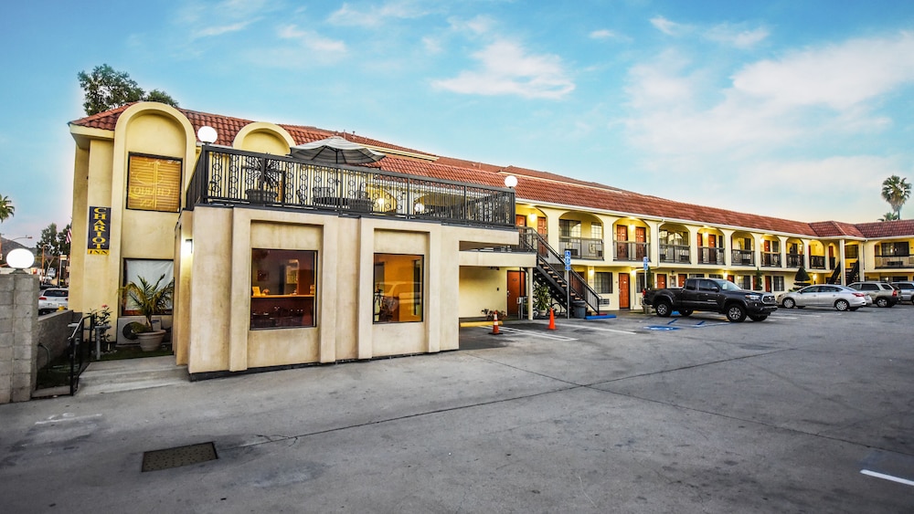 Chariot Inn Glendale Pasadena - photo 25