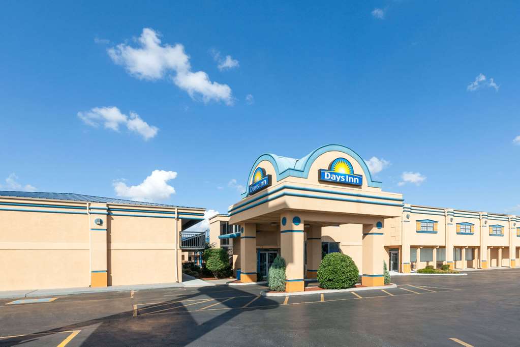 Days Inn by Wyndham Oklahoma City Fairground - featured photo