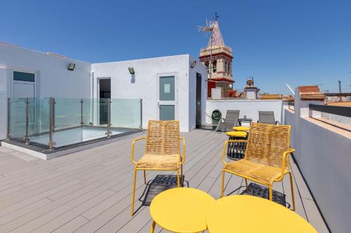 Nine O Clock San Luis Skyview — 4-Star Luxury Hotel in Sevilla, Spain