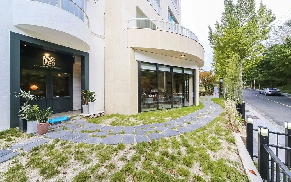 Ulsan Yeongnam Alps The Bamboo Hotel in Ulsan, South Korea