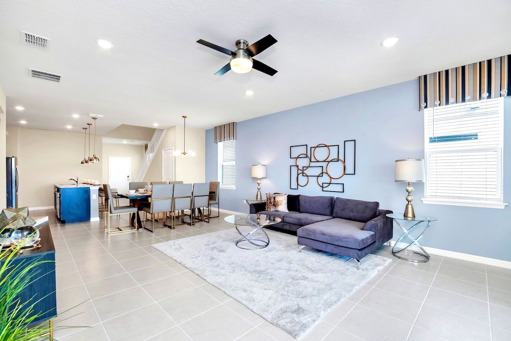 Upstay Windsor Island Resort Home w Pool Spa BBQ - photo 15