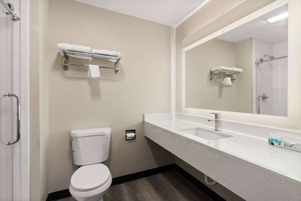 Days Inn by Wyndham Albuquerque I 25 - photo 46