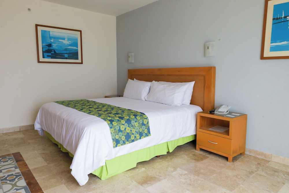 Krystal Puerto Vallarta