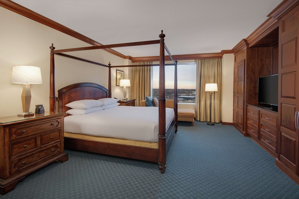 DoubleTree by Hilton Stamford - photo 32